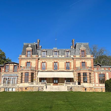 Chateau De Crenille Chaumes-en-Brie Buitenkant foto